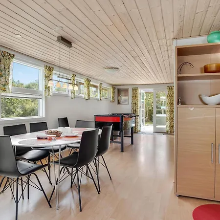 Holiday home Le Coucou *