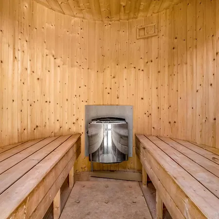 Le Coucou Casa de Férias Bøtø By