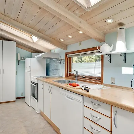 Casa de Férias Le Coucou Bøtø By