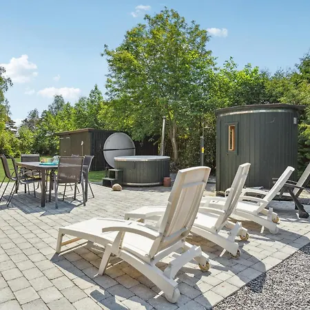 Holiday home Le Coucou