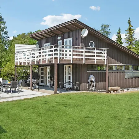 Holiday home Le Coucou Boto By